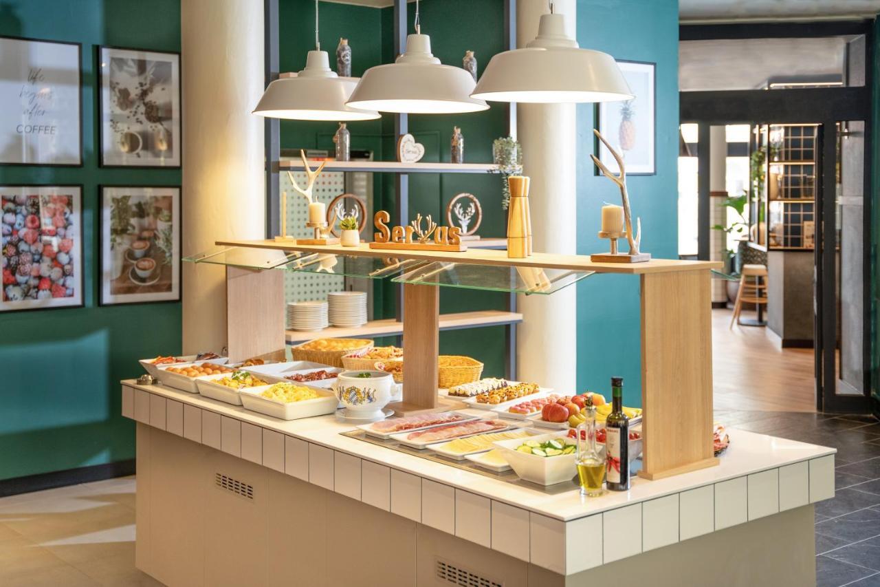 Center Affiliated By Meliá Hotel 4*